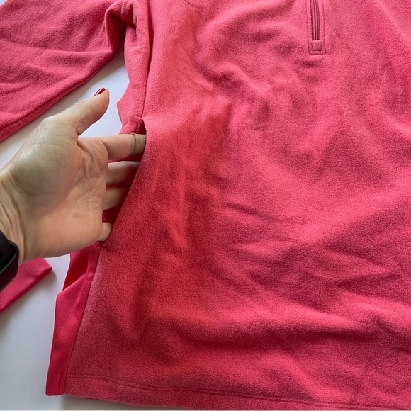 FootJoy Women’s Fleece half zip mid layer pullover with thumb holes - Picture 7 of 13